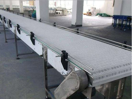 鏈板輸送機