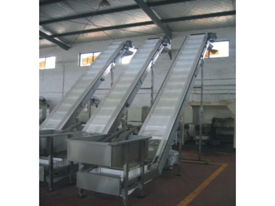 塑鋼網(wǎng)帶機8
