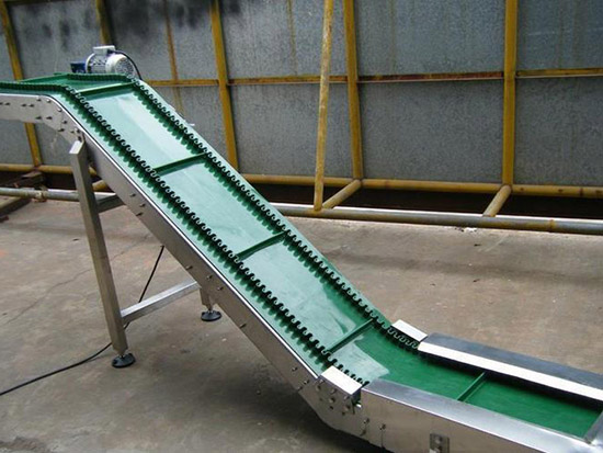爬坡皮帶機